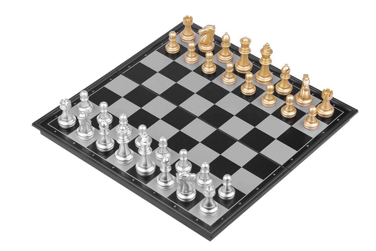 Magnetic Folding Chess